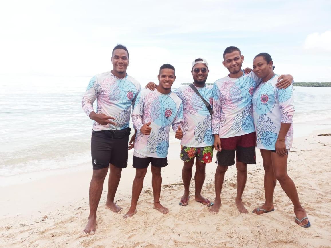 Baru Express Hotel Playa Blanca Buitenkant foto