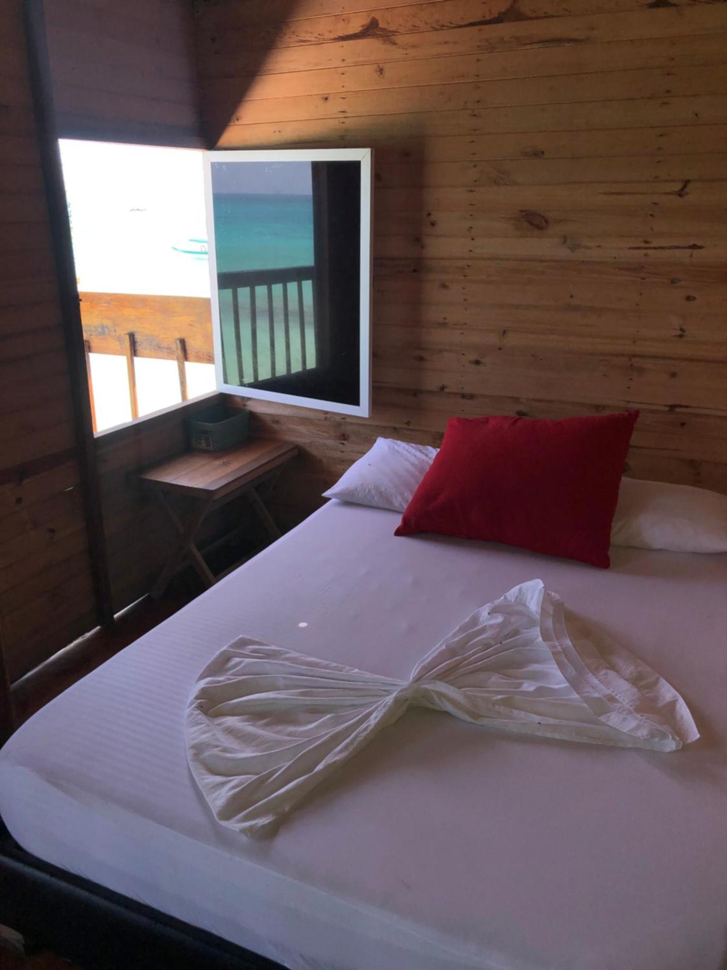 Baru Express Hotel Playa Blanca Buitenkant foto