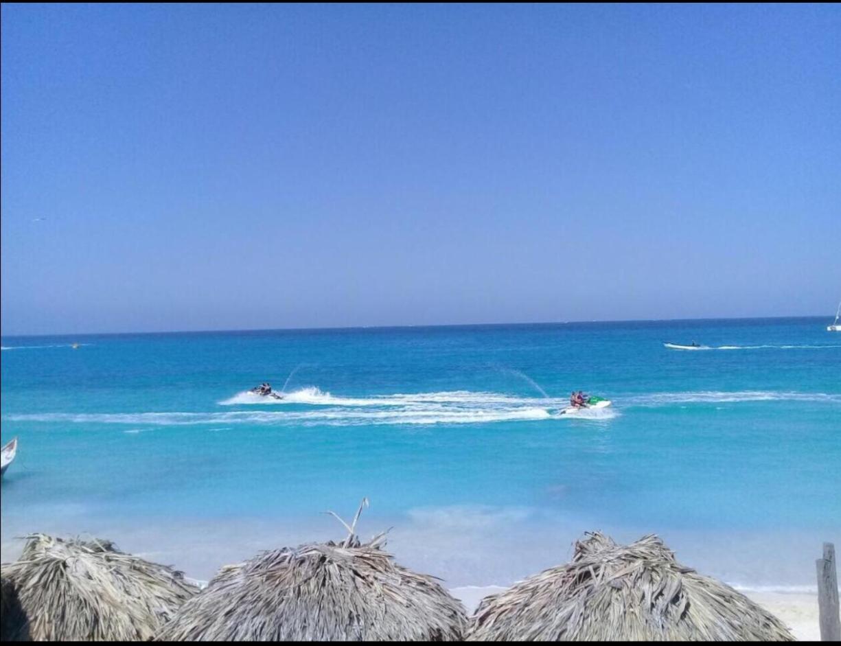 Baru Express Hotel Playa Blanca Buitenkant foto